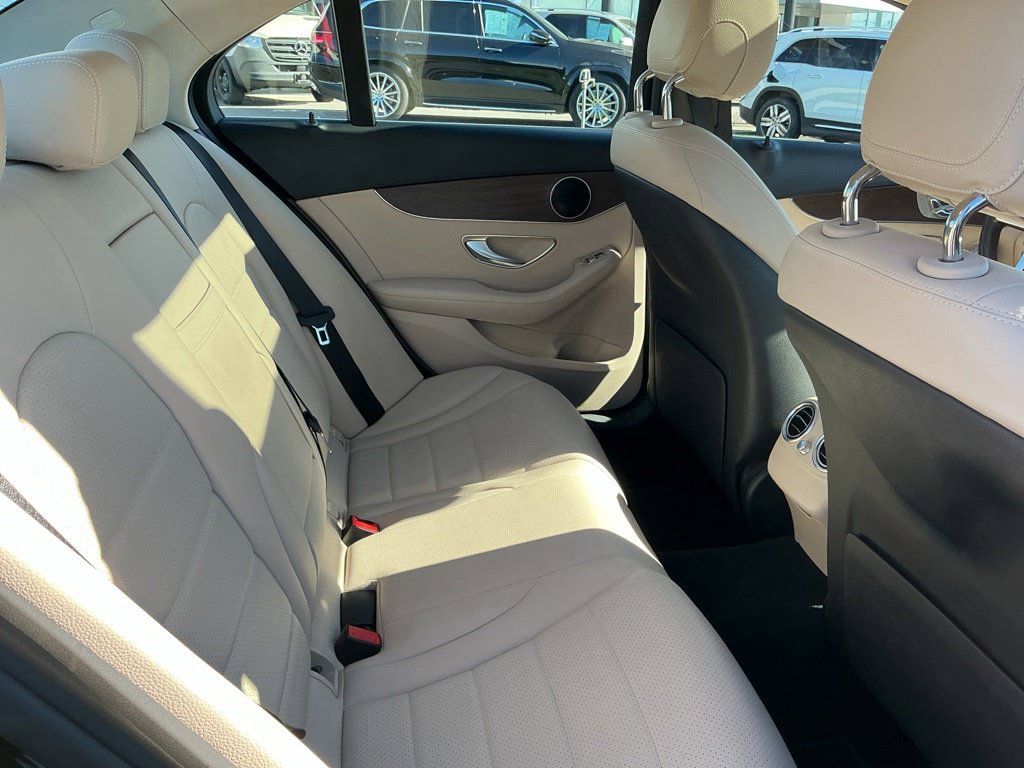 Used 2020 Mercedes-Benz C 300 4MATIC Sedan image 24