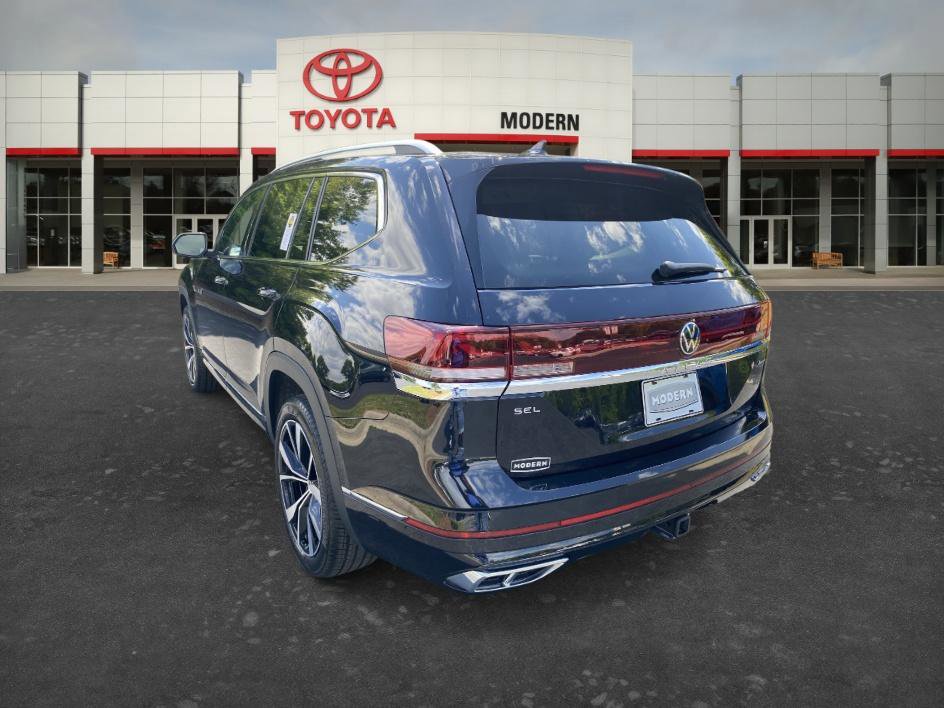 Used 2024 Volkswagen Atlas SEL Premium R-Line image 6