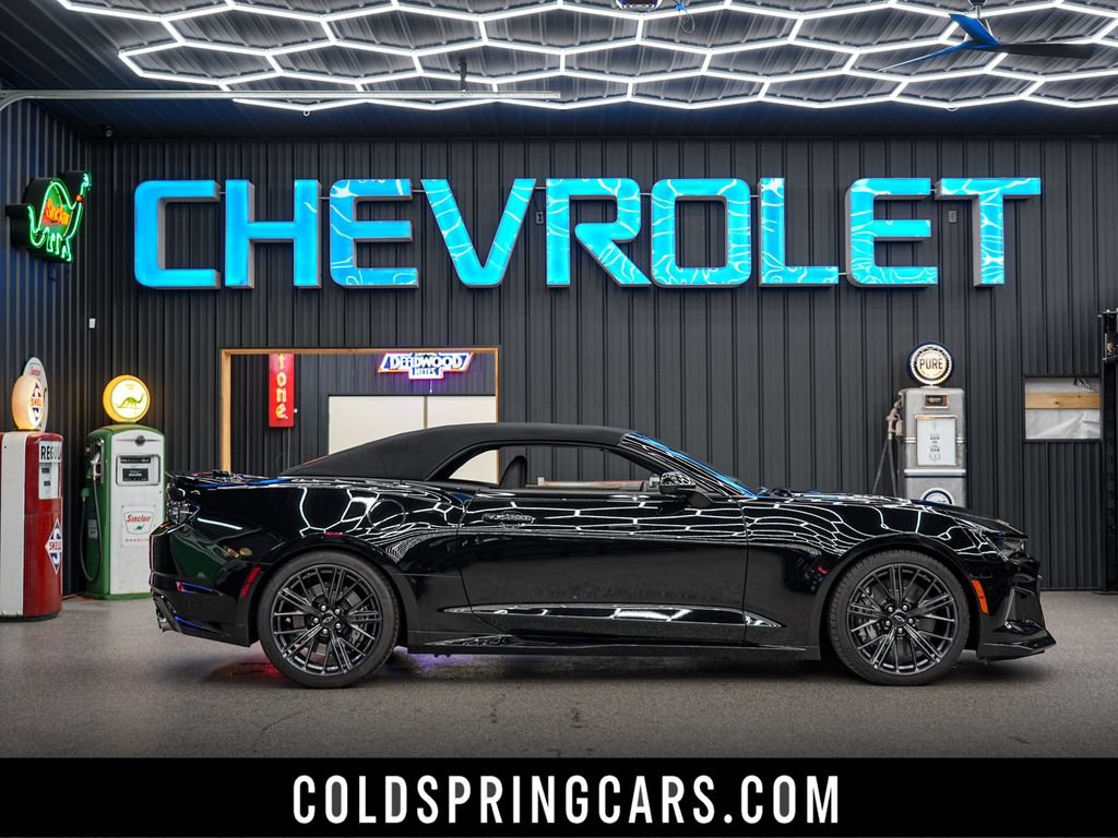 Used 2023 Chevrolet Camaro ZL1 RWD image 5