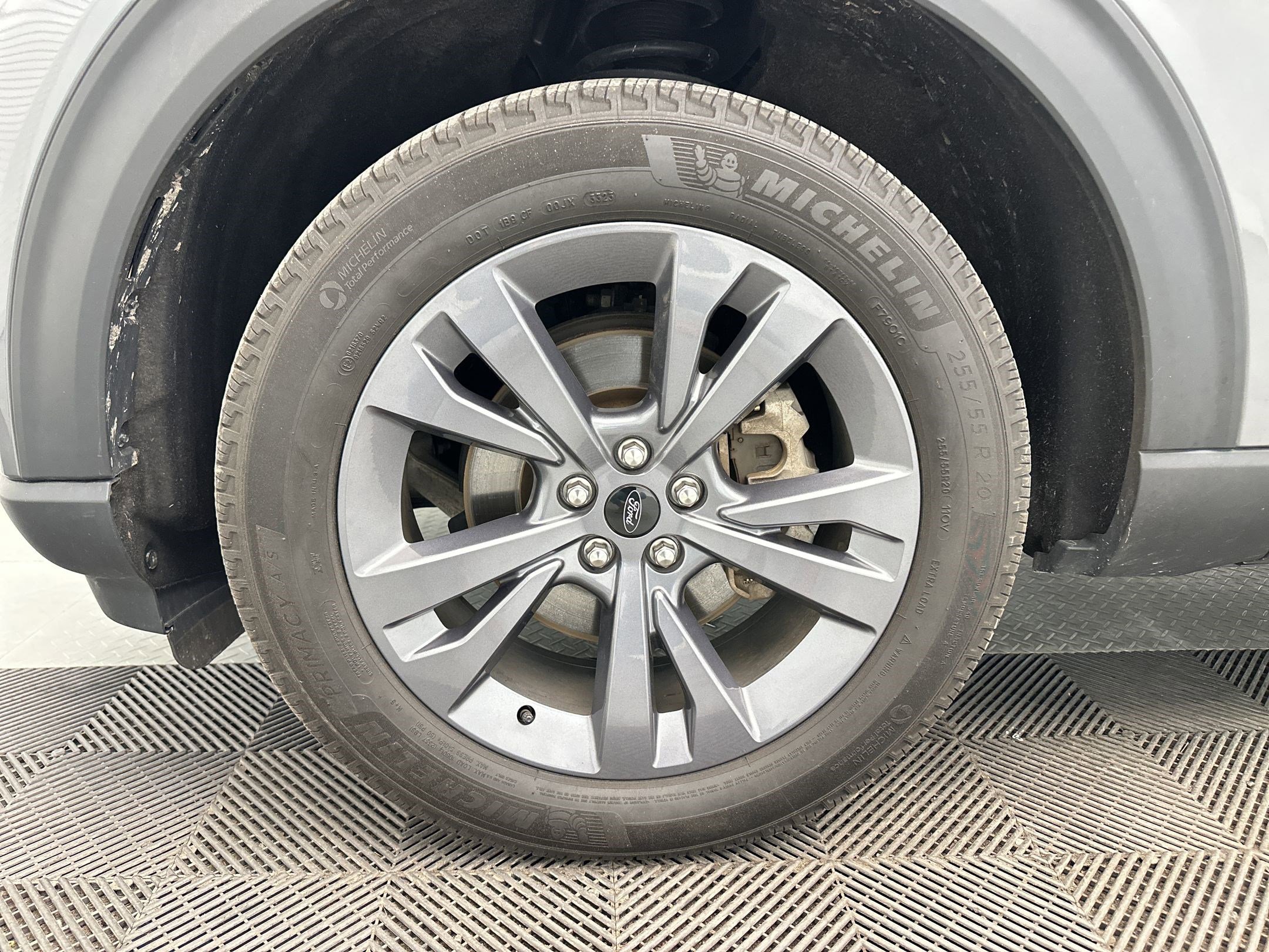 Used 2023 Ford Explorer XLT w/ Equipment Group 202A image 12