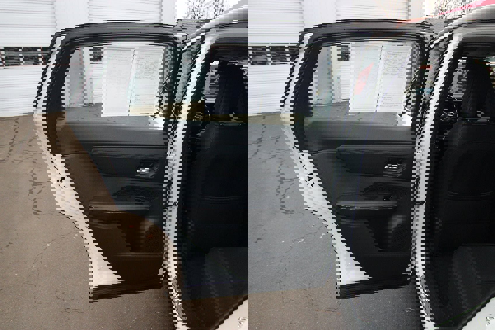 Used 2023 Nissan Ariya FWD image 28