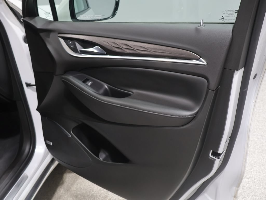 Used 2022 Buick Enclave Avenir w/ Trailering Package, 5000 lbs. AWD/4WD image 28