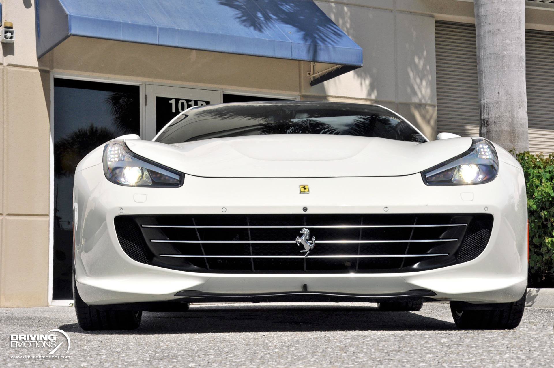 Used 2017 Ferrari GTC4Lusso AWD/4WD image 39