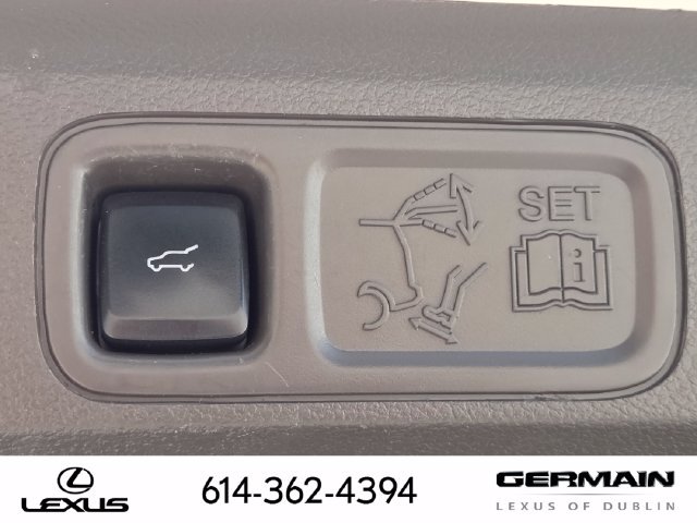 Used 2022 Lincoln Navigator Reserve AWD/4WD image 30