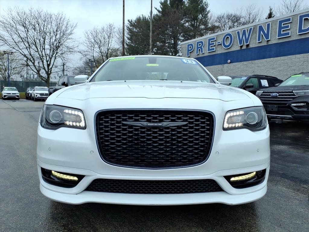 Used 2023 Chrysler 300 Touring L w/ Popular Equipment Group image 2