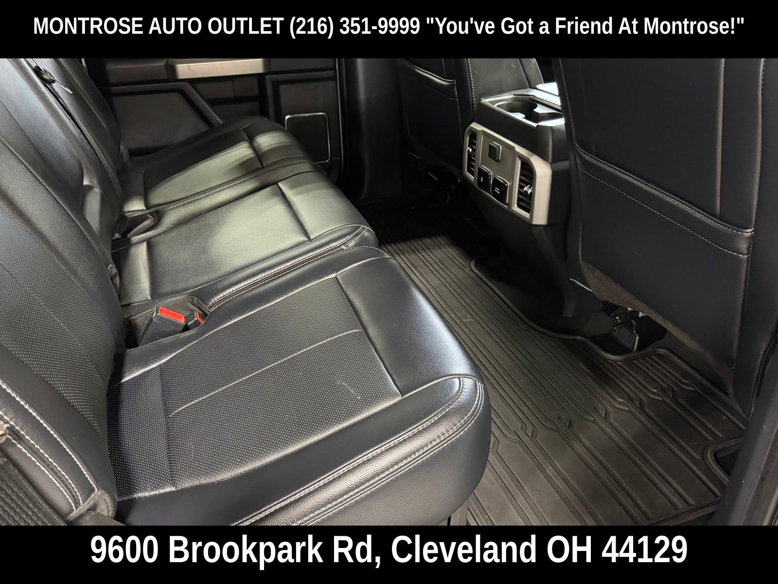 Used 2022 Ford F250 Lariat w/ Black Appearance Package AWD/4WD image 46