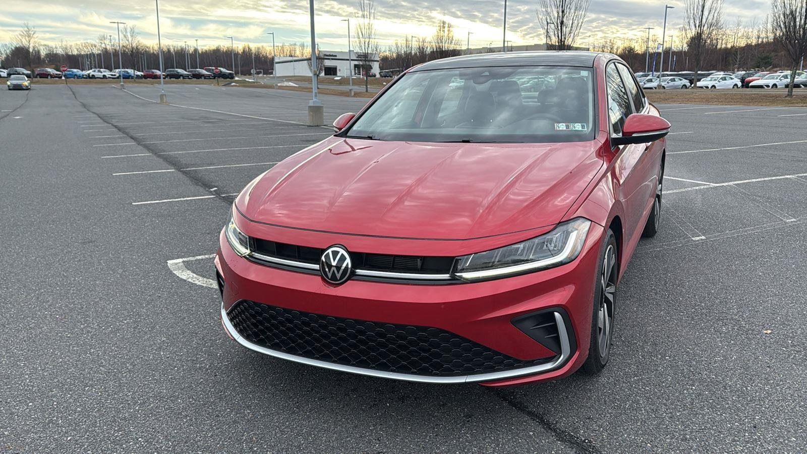 Used 2025 Volkswagen Jetta SEL image 16