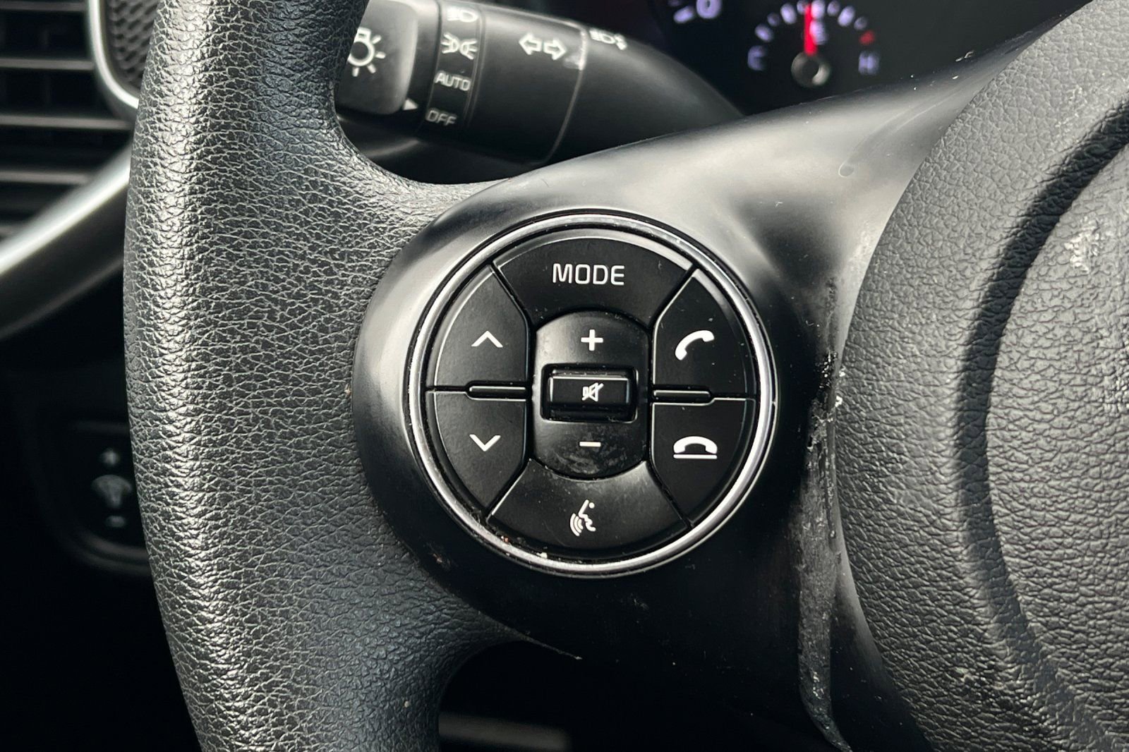 Certified 2022 Kia Soul LX FWD image 24