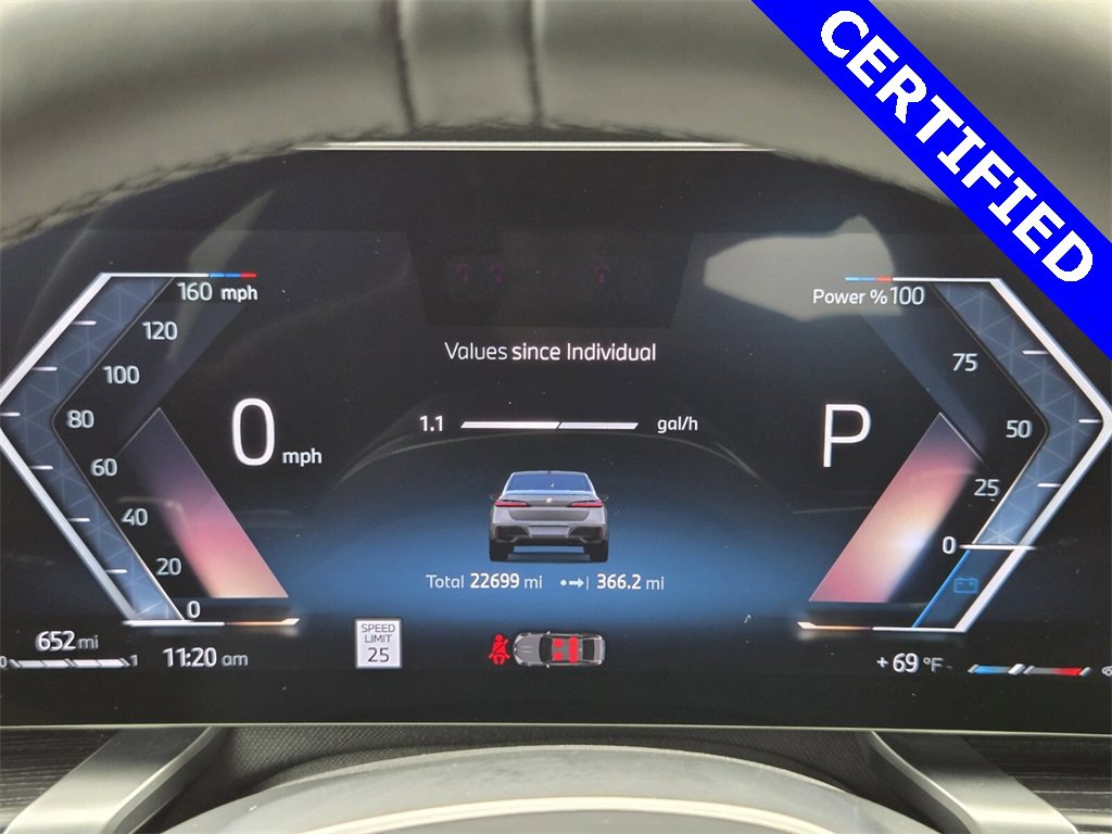 Used 2023 BMW 740i image 37