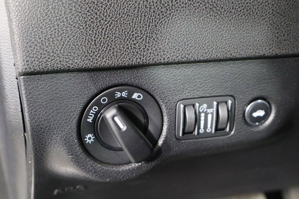 Used 2019 Dodge Charger Police image 14