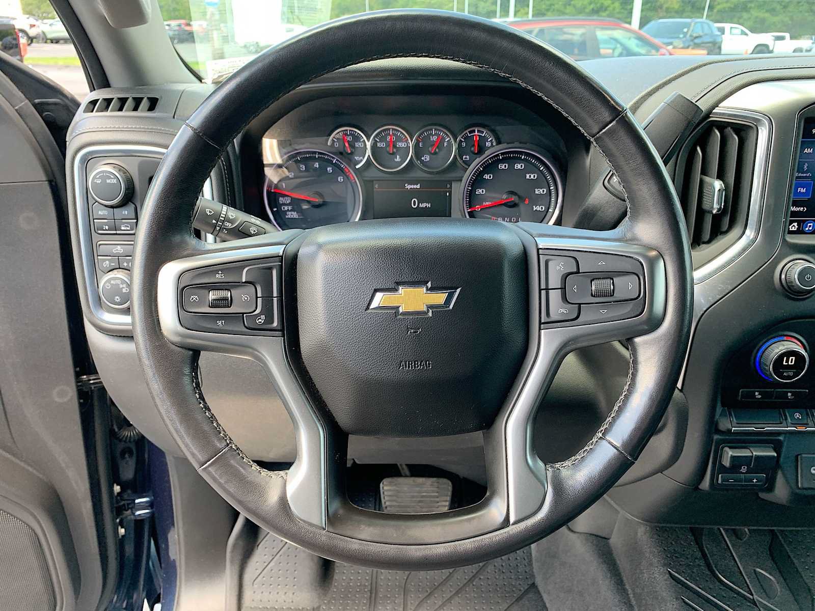 Used 2020 Chevrolet Silverado 1500 LT w/ All-Star Edition AWD/4WD image 11