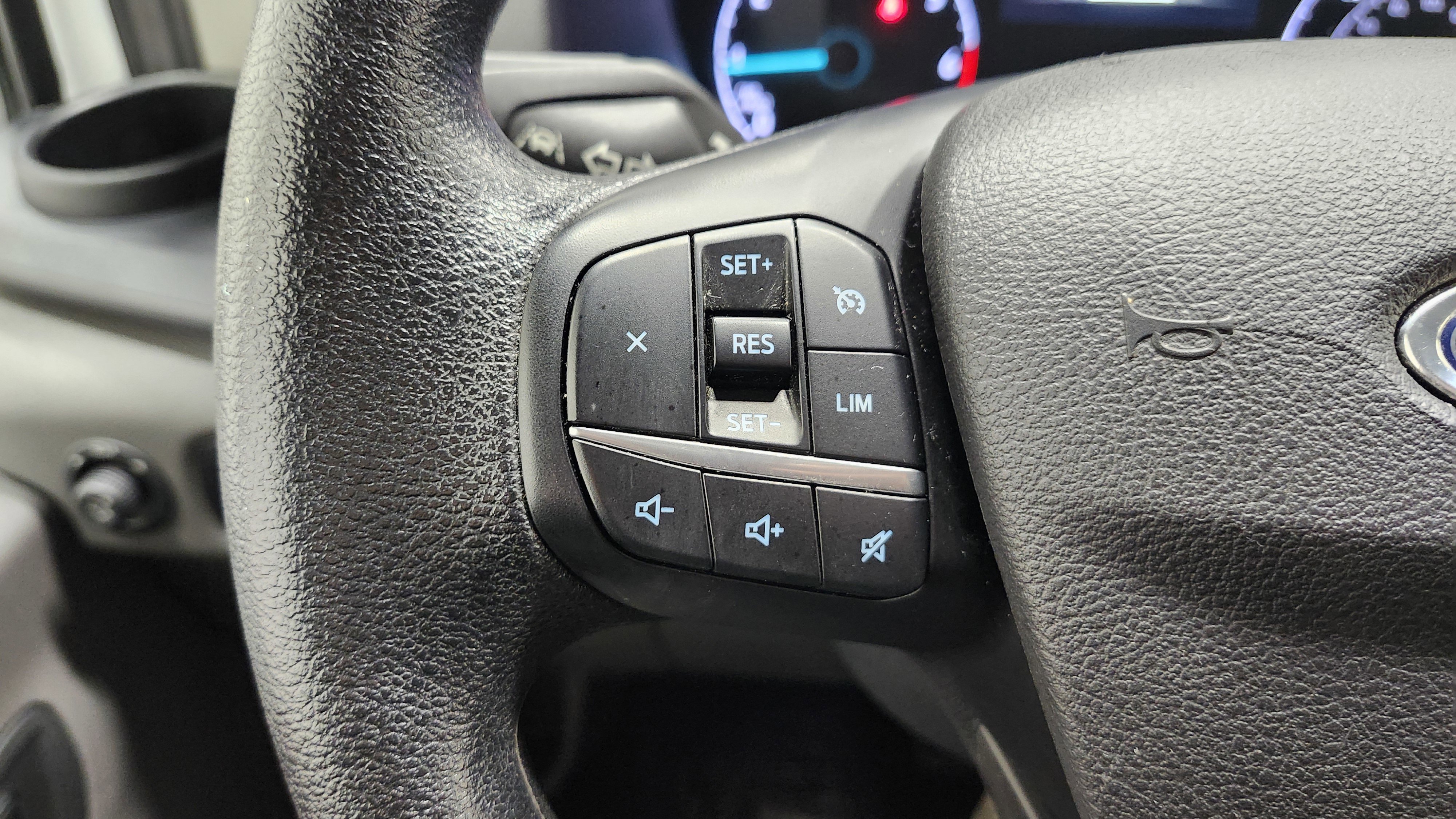 Used 2023 Ford Transit 350 XLT image 35