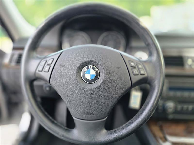 Used 2009 BMW 328i Sedan RWD image 29