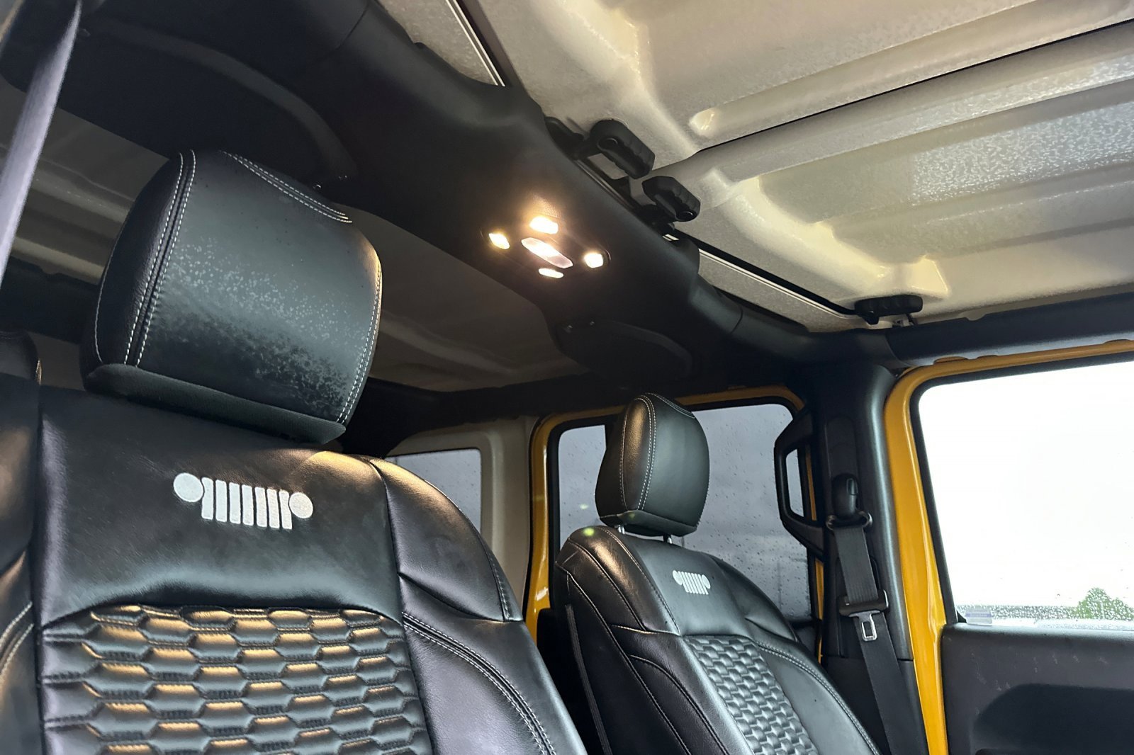 Used 2021 Jeep Wrangler Unlimited Sport image 18