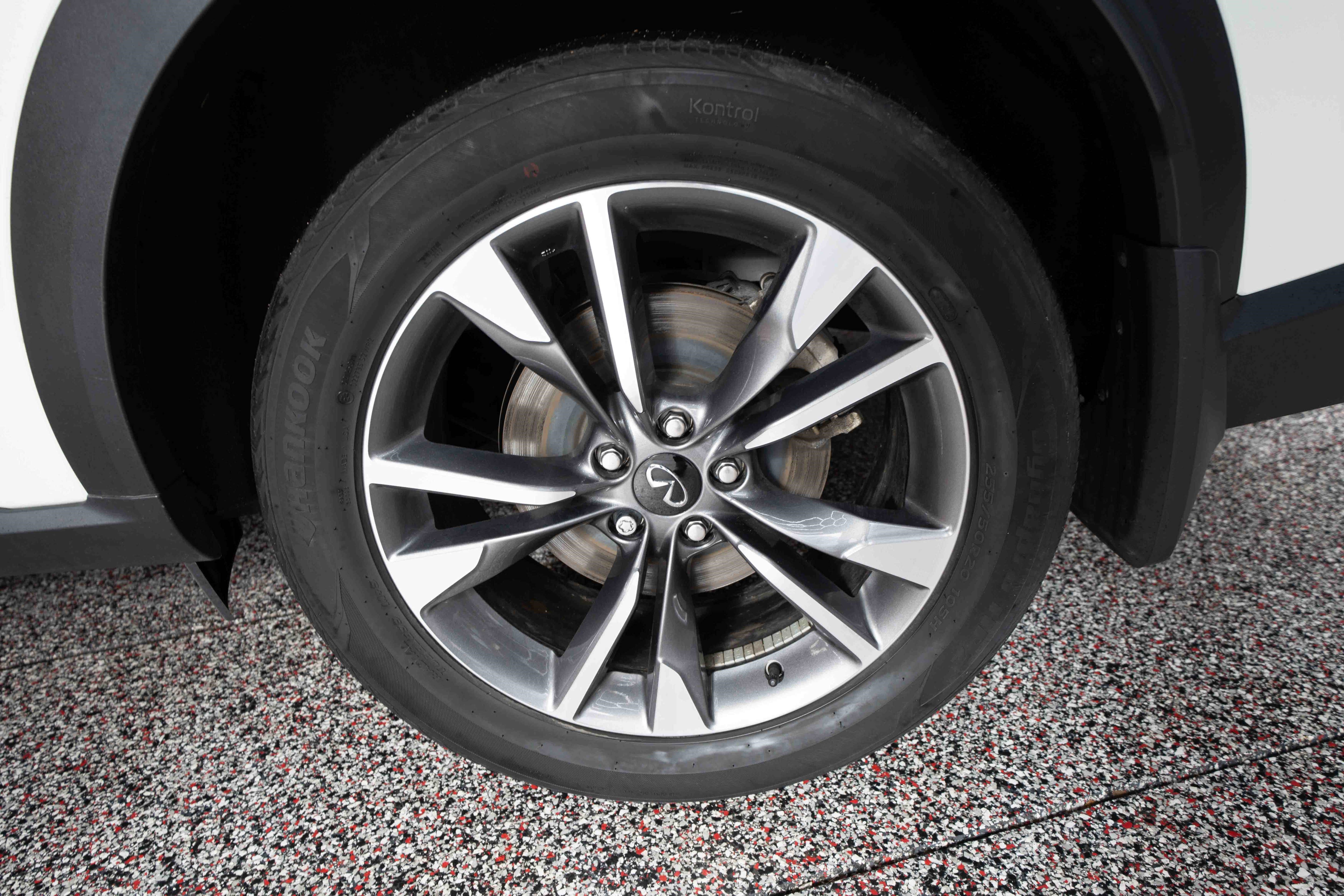 Used 2023 INFINITI QX60 Luxe w/ Cargo Package image 30