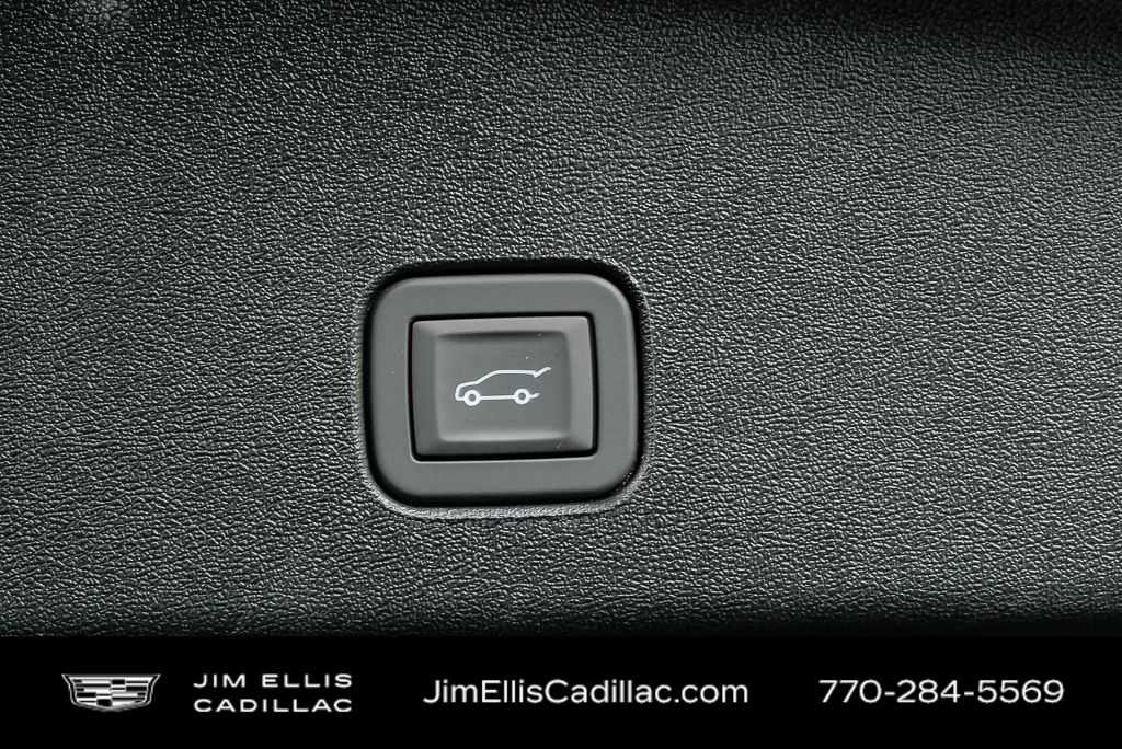 New 2026 Cadillac Optiq Luxury 2 w/ LPO, Floor Liner Package RWD image 32