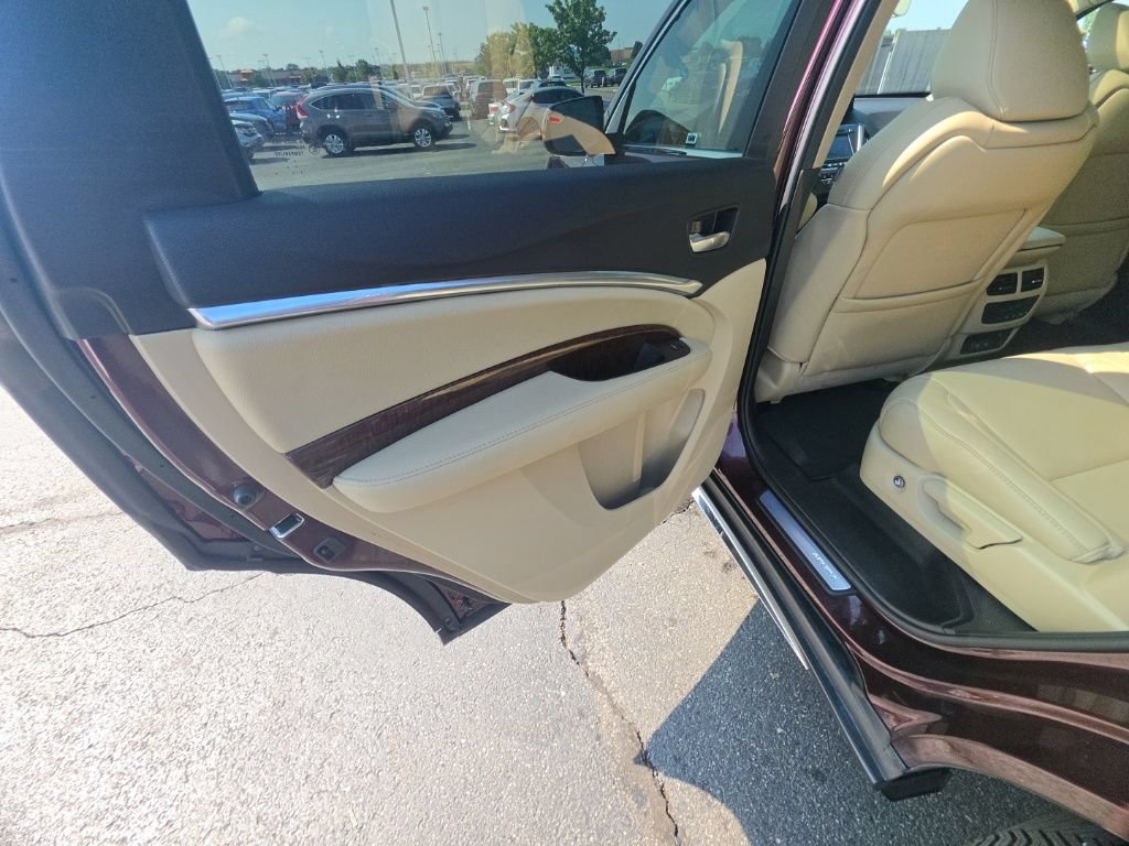 Used 2017 Acura MDX w/ Technology Package FWD image 24