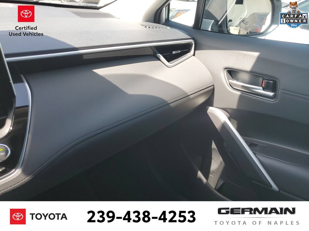 Certified 2025 Toyota Corolla Cross XLE w/ Convenience Package FWD image 34