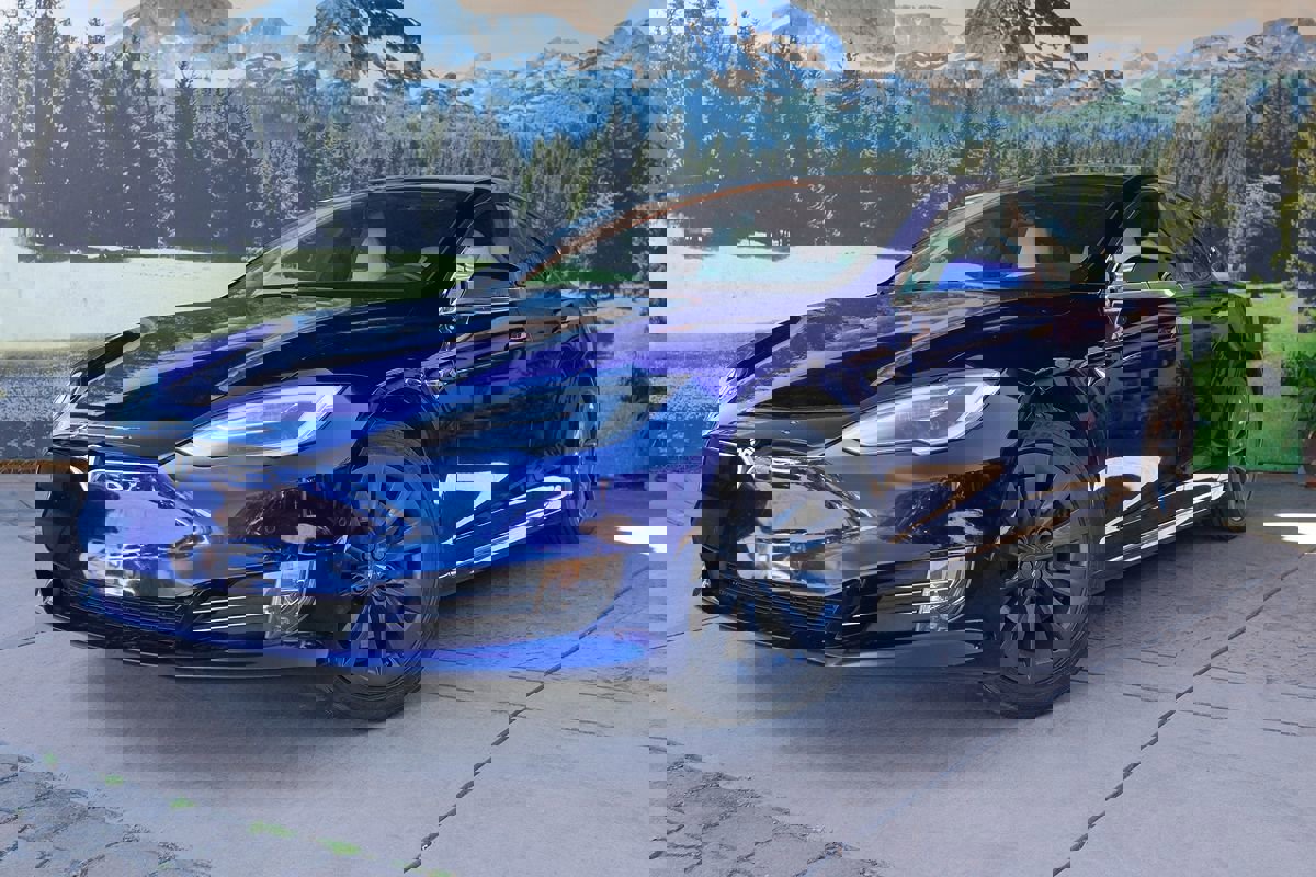 Used 2018 Tesla Model S 75D image 1