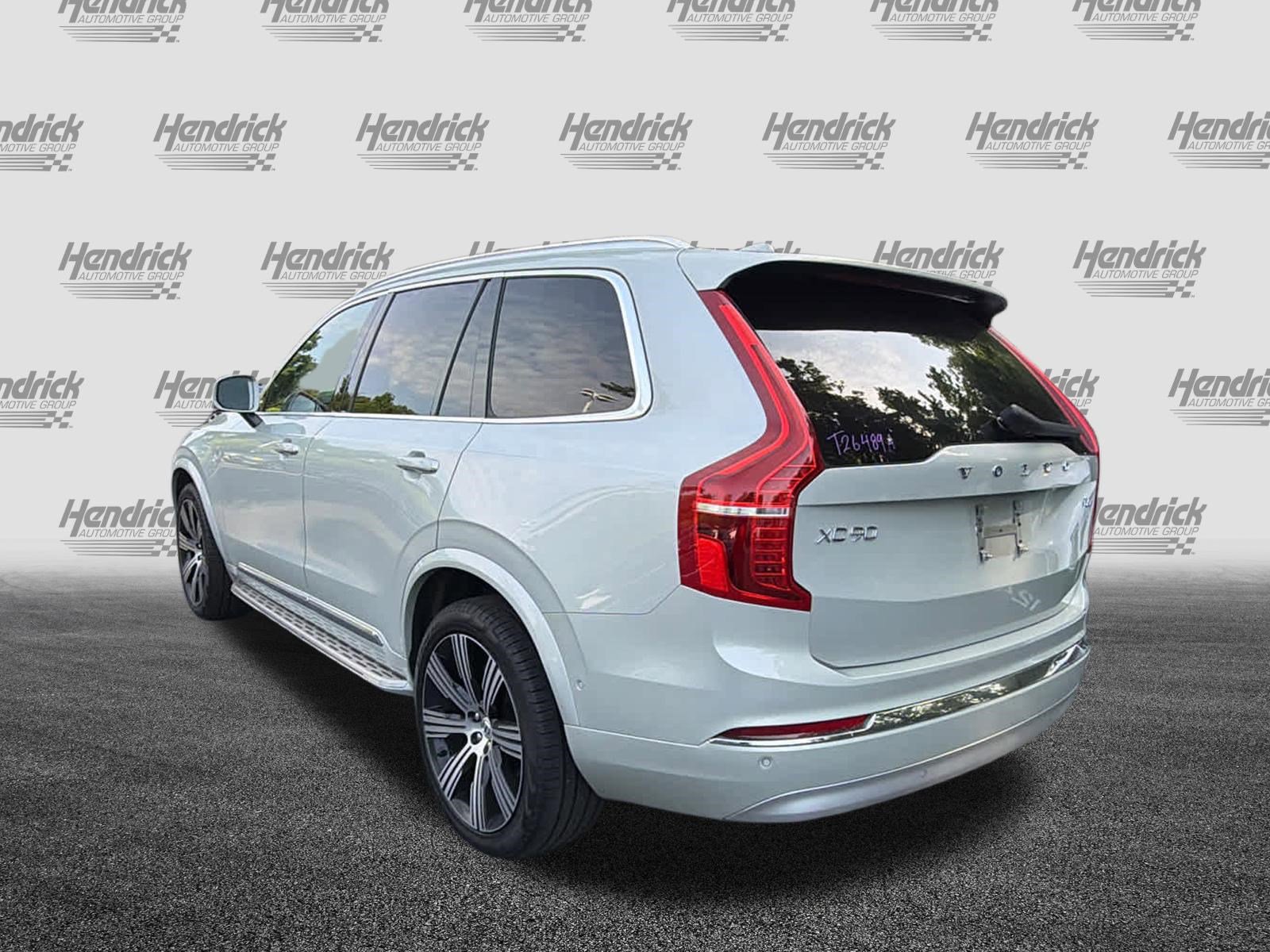 Used 2022 Volvo XC90 T6 Inscription w/ Lounge Package AWD/4WD image 11