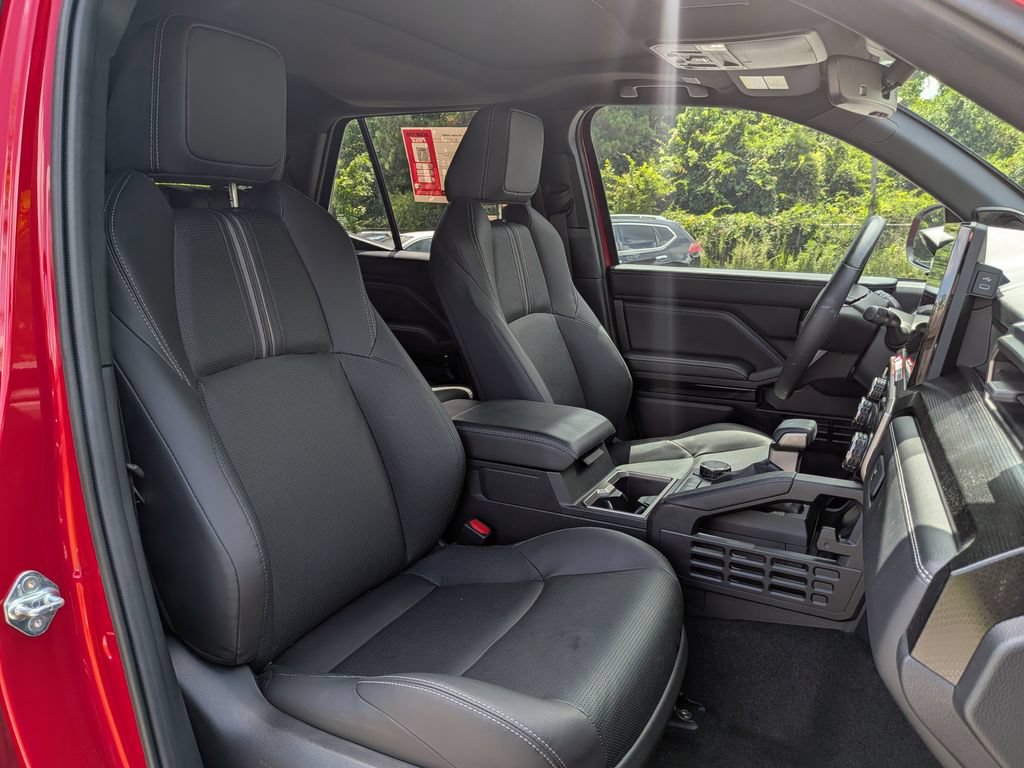 Used 2025 Toyota 4Runner Limited RWD image 32
