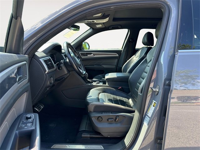 Used 2021 Volkswagen Atlas Cross Sport SEL Premium image 9