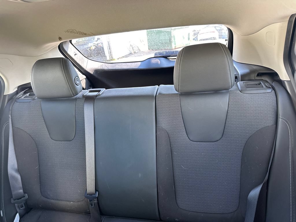 Used 2020 Buick Encore GX Preferred FWD image 17