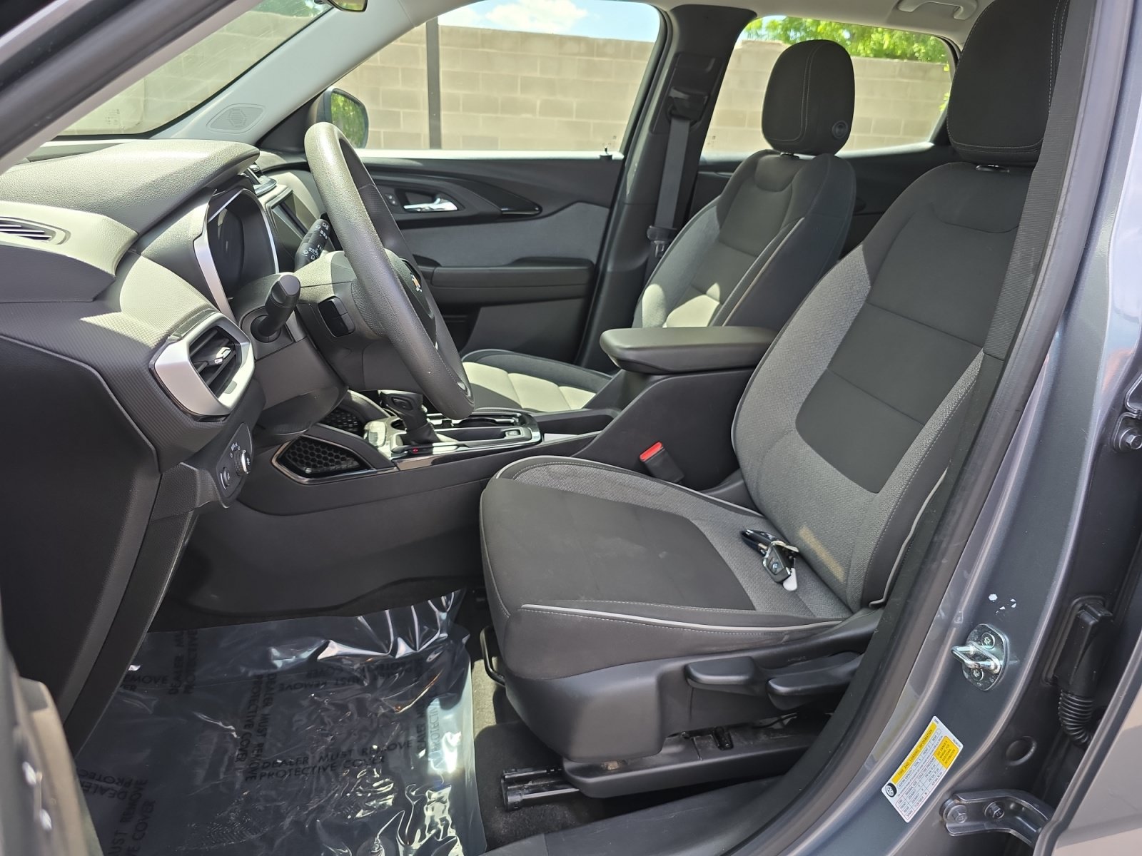 Used 2021 Chevrolet TrailBlazer LS FWD image 14