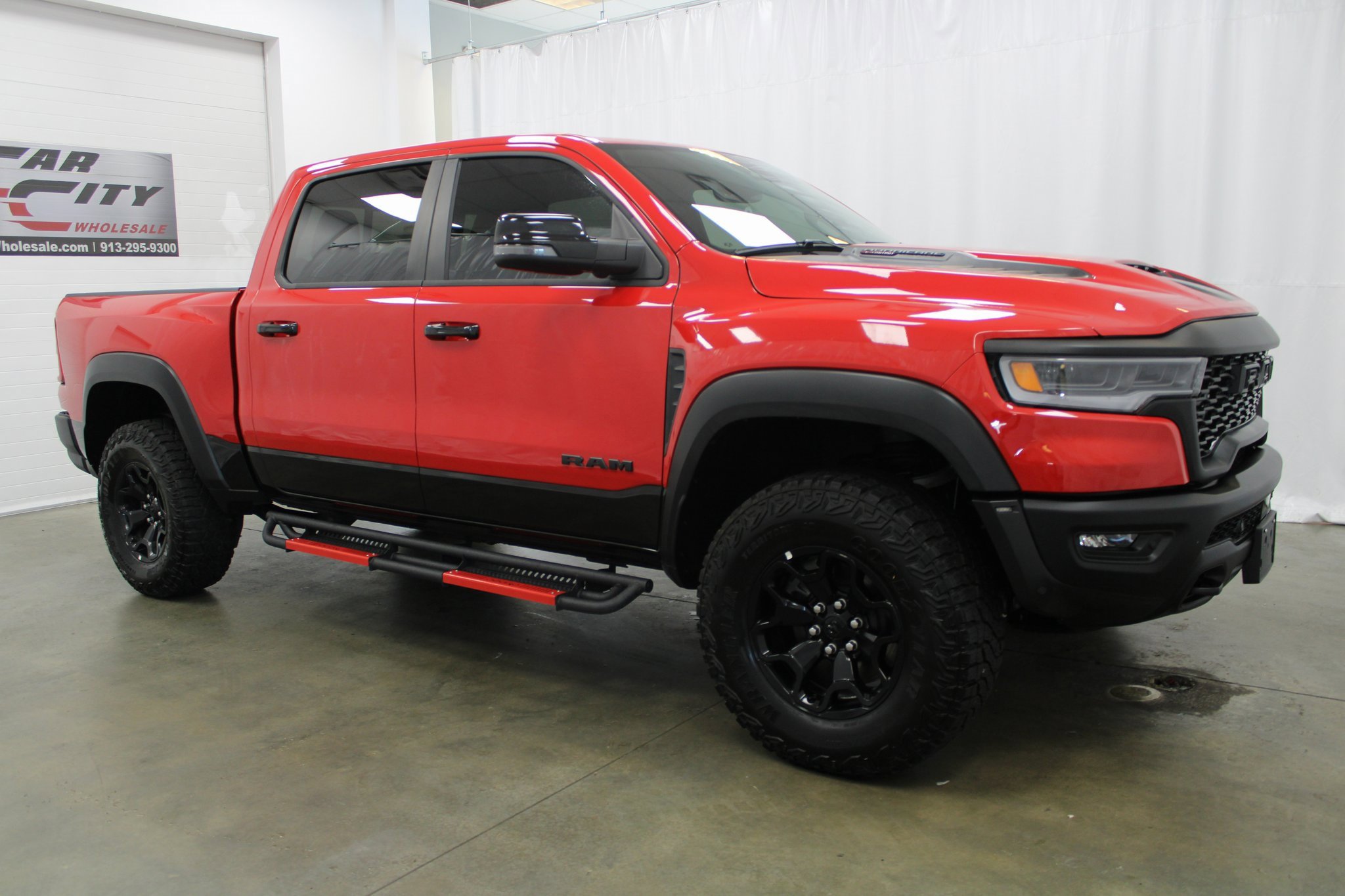 Used 2025 RAM 1500 RHO image 12