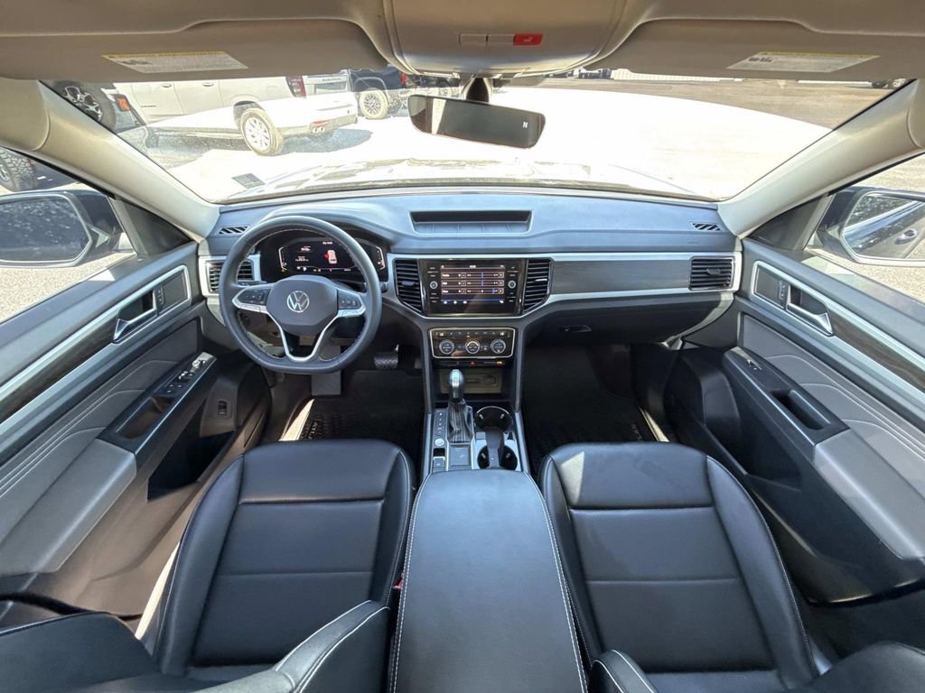 Used 2023 Volkswagen Atlas SE w/ Panoramic Sunroof Package image 19