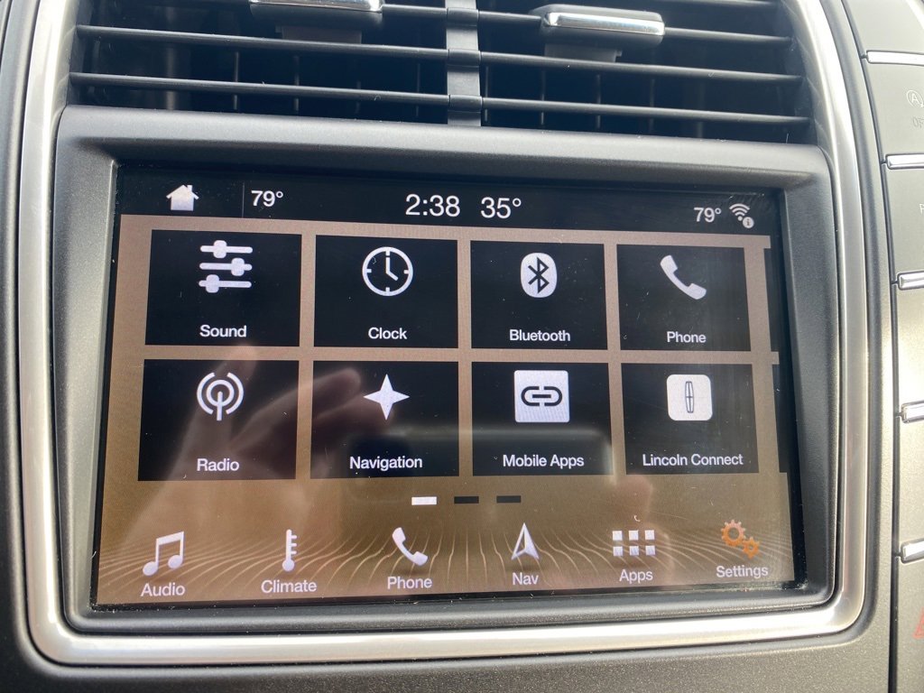 Used 2019 Lincoln Nautilus Reserve image 10