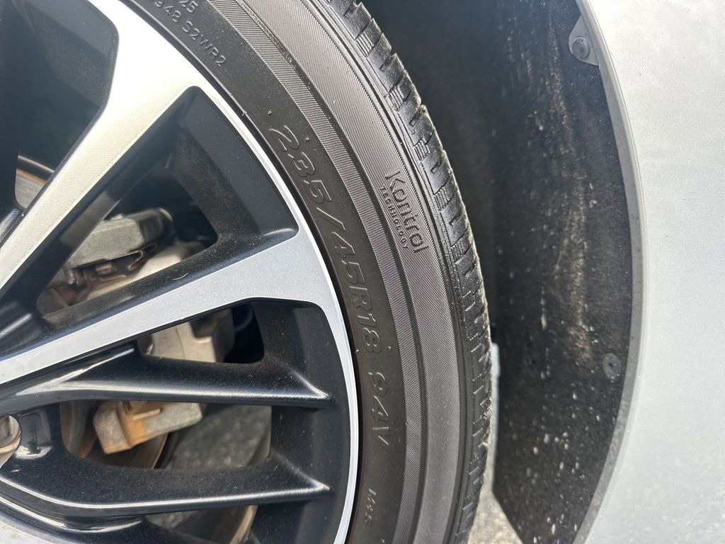 Used 2020 Toyota Camry SE image 28