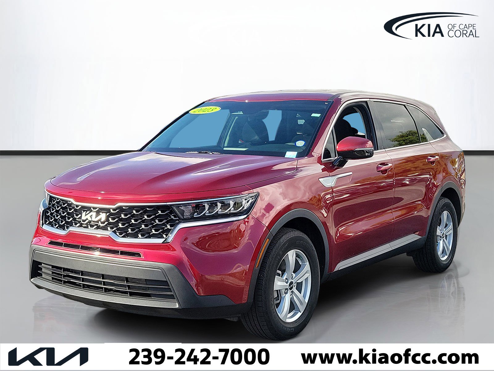 Certified 2023 Kia Sorento LX FWD image 3