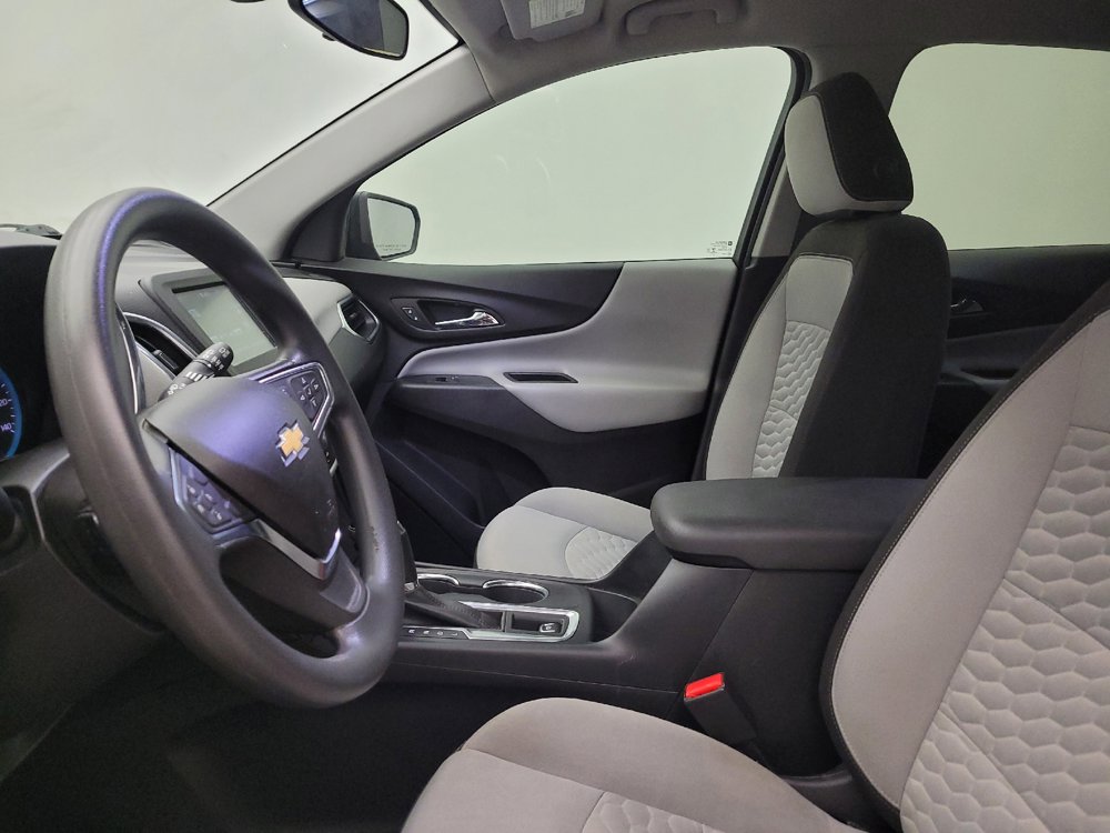 Used 2018 Chevrolet Equinox LS FWD image 17