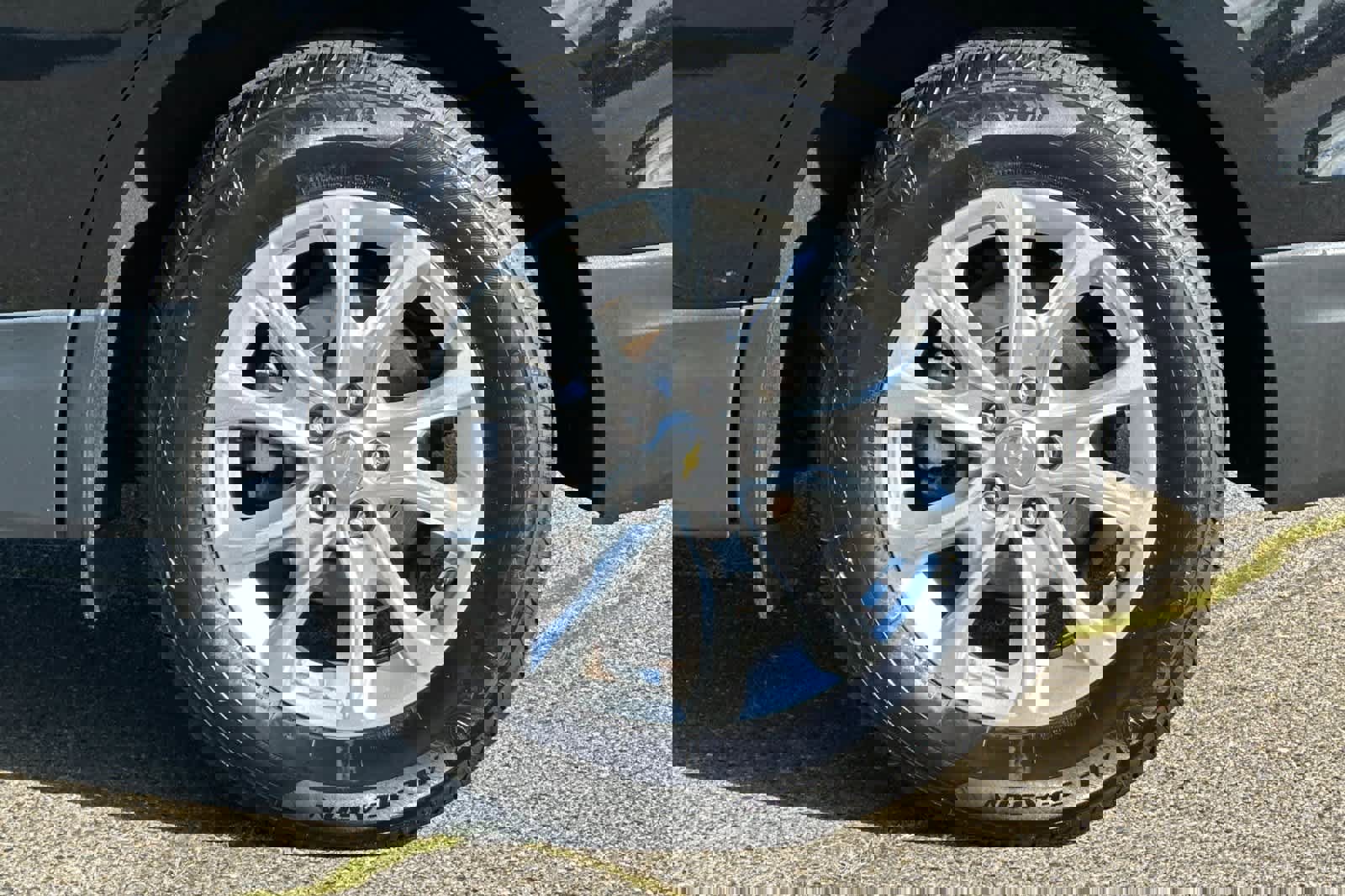 Used 2020 Chevrolet Equinox LT image 32