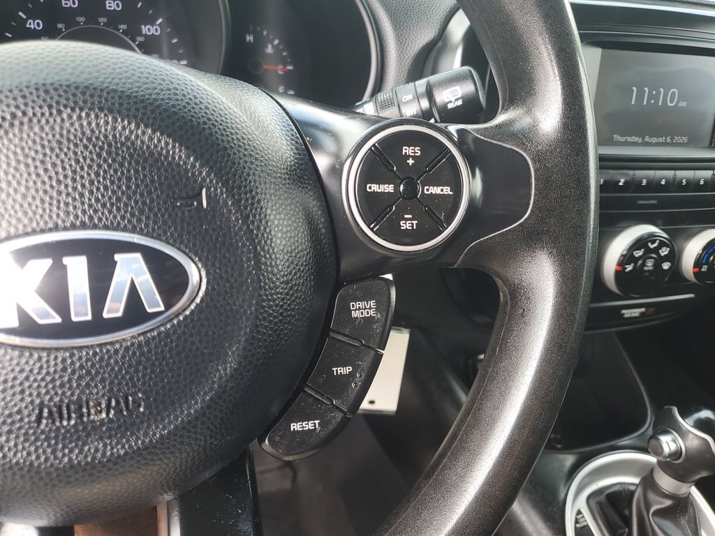 Used 2018 Kia Soul FWD image 12