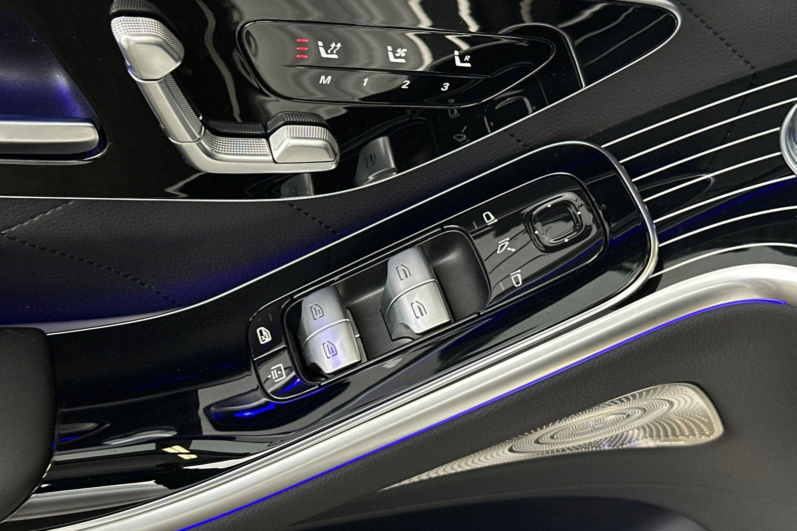 Certified 2024 Mercedes-Benz S 580e 4MATIC Sedan image 28