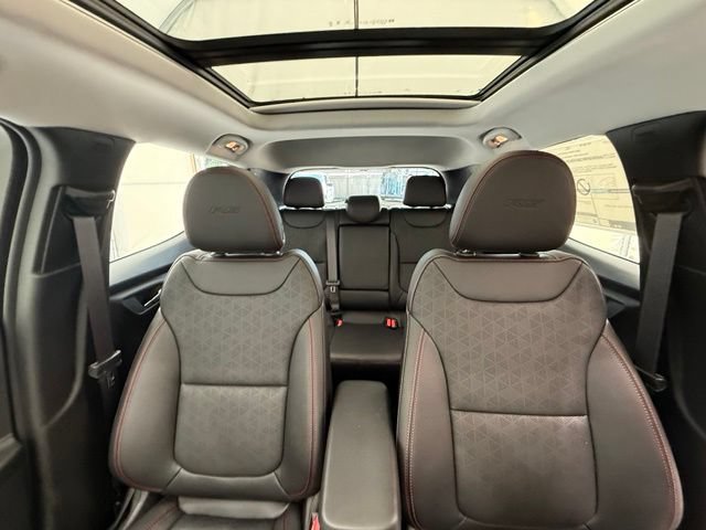 New 2027 Chevrolet Bolt RS w/ Technology Package FWD image 28