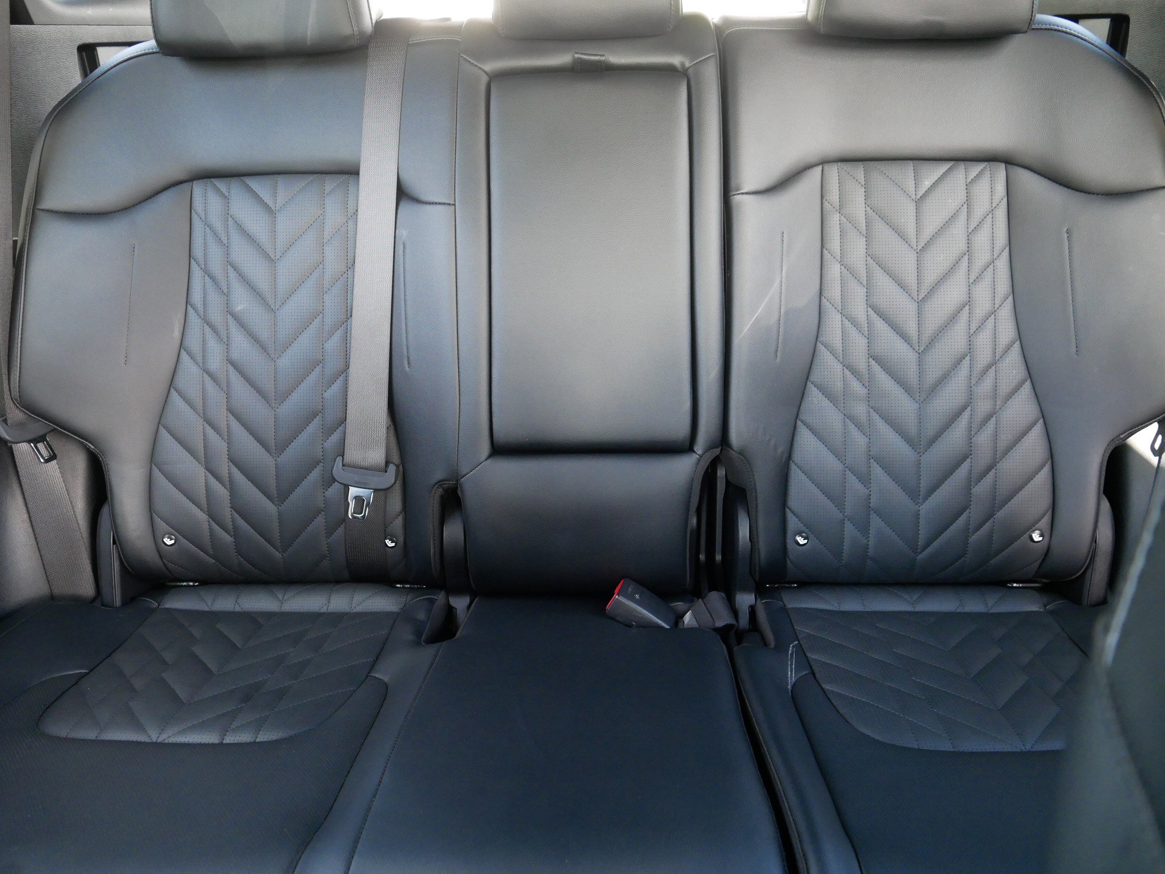 Used 2023 Kia Sportage X-Line w/ X-Line Premium Package AWD/4WD image 13