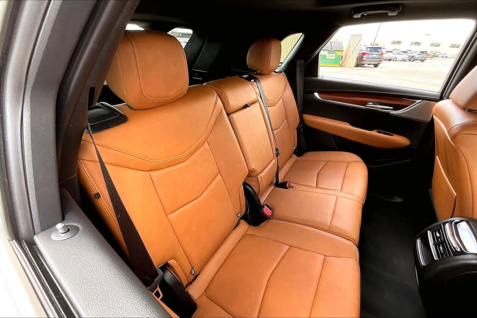 Used 2023 Cadillac XT5 Premium Luxury w/ Technology Package FWD image 19