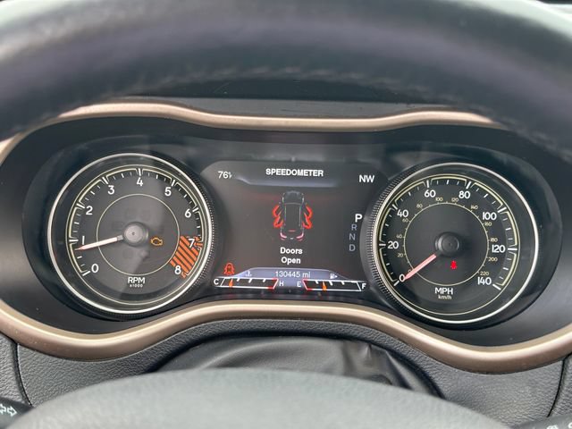 Used 2014 Jeep Cherokee Limited w/ Luxury Group FWD image 31