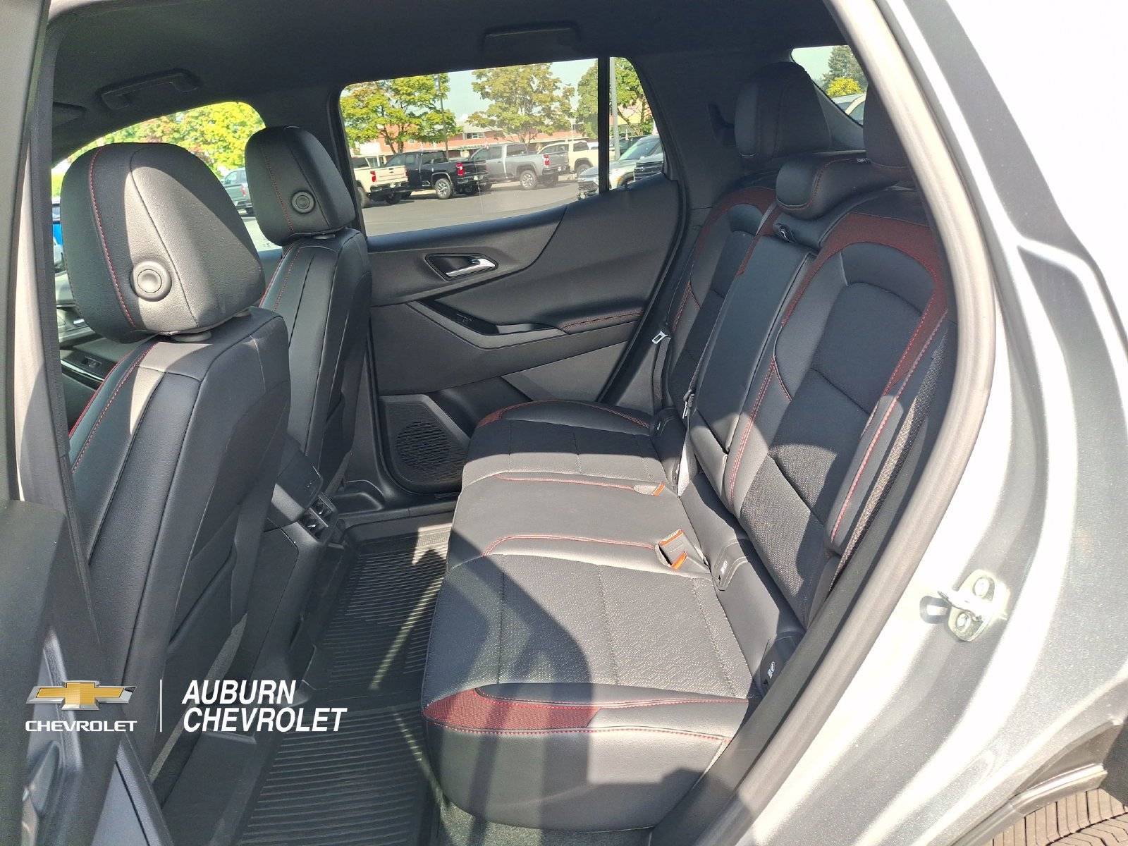 New 2027 Chevrolet Equinox RS w/ LPO, Floor Liner Package AWD/4WD image 17