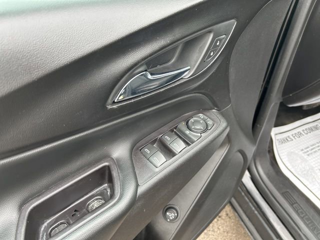 Used 2018 Chevrolet Equinox LT image 12
