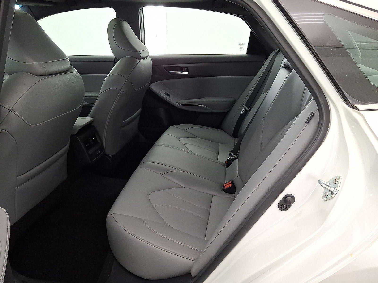 Used 2022 Toyota Avalon XLE w/ Moonroof Package image 20