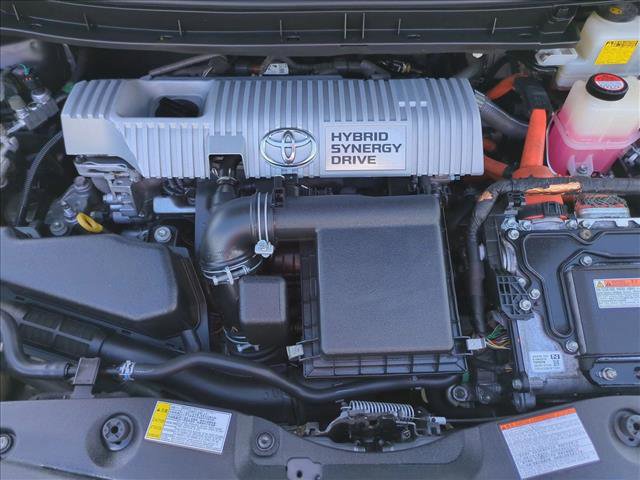 Used 2015 Toyota Prius Two FWD image 21