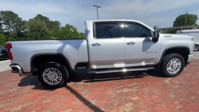 Used 2021 Chevrolet Silverado 2500 High Country w/ Z71 Off-Road Package AWD/4WD image 2