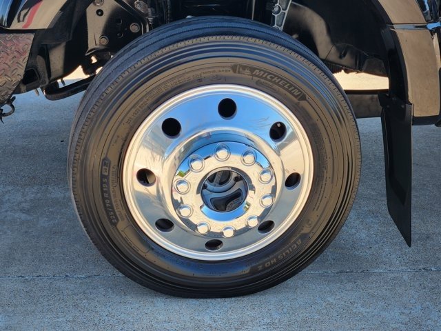 Used 2021 Ford F450 Platinum w/ FX4 Off-Road Package image 18