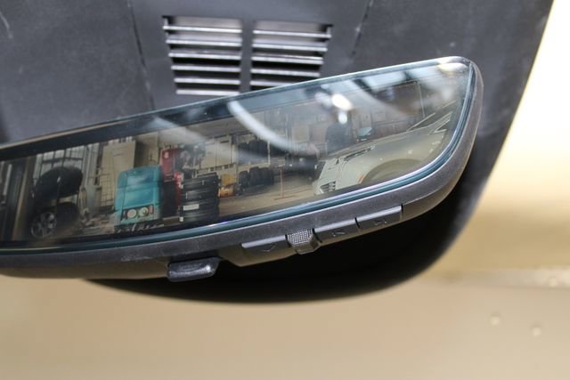 Certified 2024 Cadillac Lyriq Luxury AWD/4WD image 37