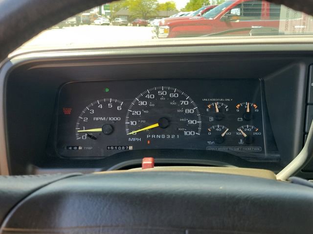 Used 1997 Chevrolet Tahoe 4WD 2-Door w/ Preferred Equipment Group 2 image 18