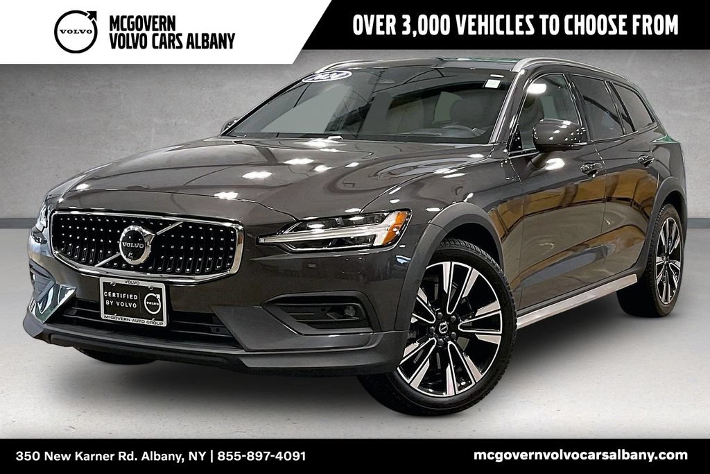Certified 2024 Volvo V60 B5 Cross Country Ultimate w/ Climate Package